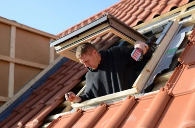 Pose de fenêtres de toit Velux à Charensat